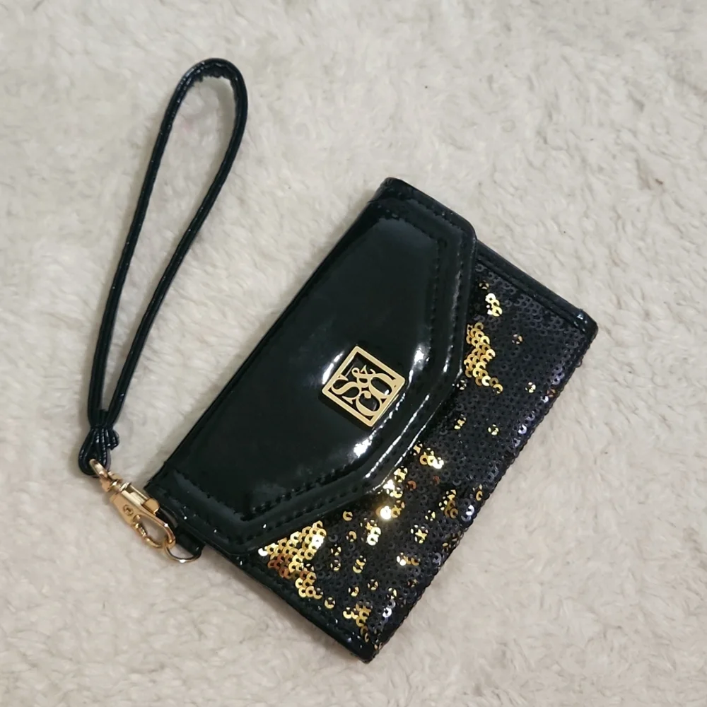 Style & Co. Black & Gold Sequins Wristlet - Picture 2 of 8